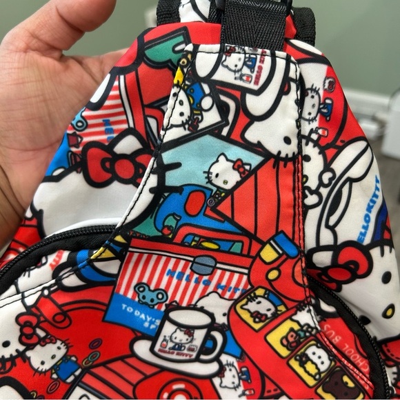 HELLO KITTY - Sling Bag - Picture 11 of 11